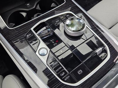 2026 BMW X5 xDrive50e xDrive50e