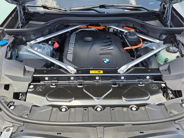 2026 BMW X5 xDrive50e xDrive50e