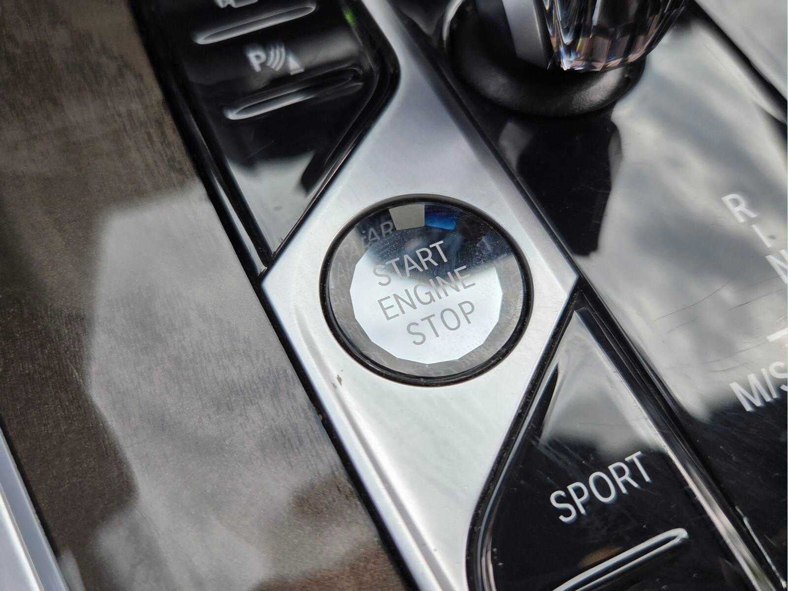 2022 BMW X5 xDrive40i xDrive40i