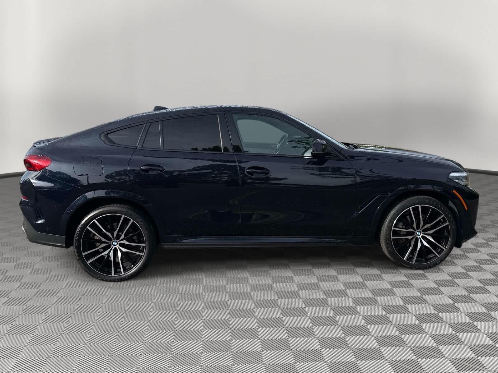 2023 BMW X6 xDrive40i xDrive40i