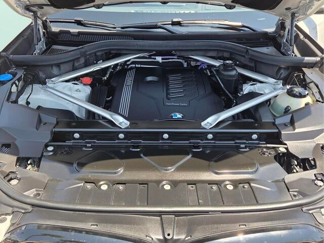 2022 BMW X6 xDrive40i xDrive40i