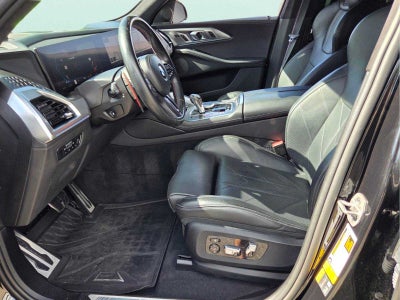2023 BMW XM Base