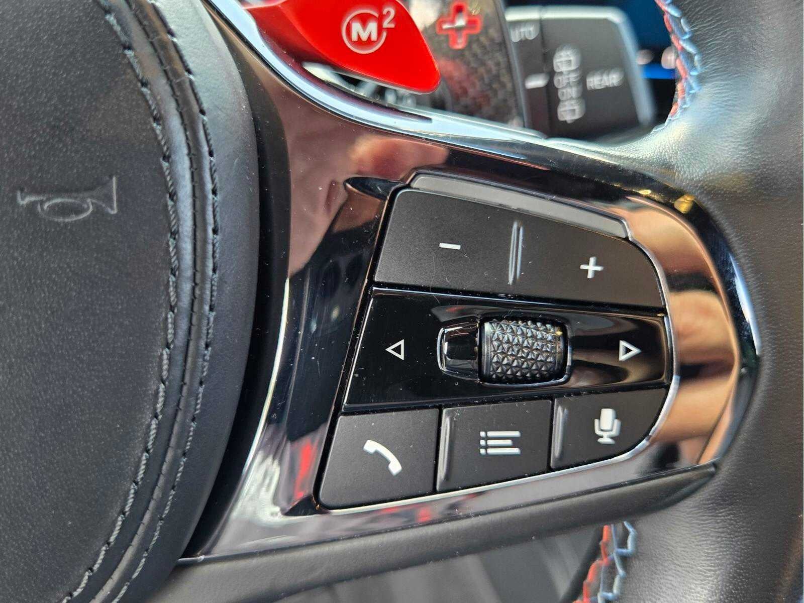 2023 BMW XM Base