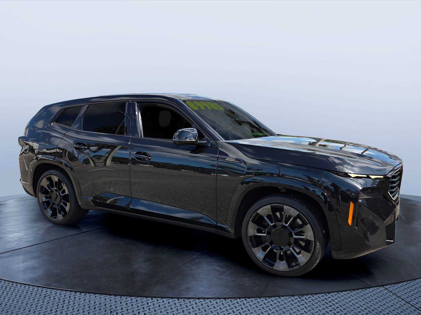 2023 BMW XM Base