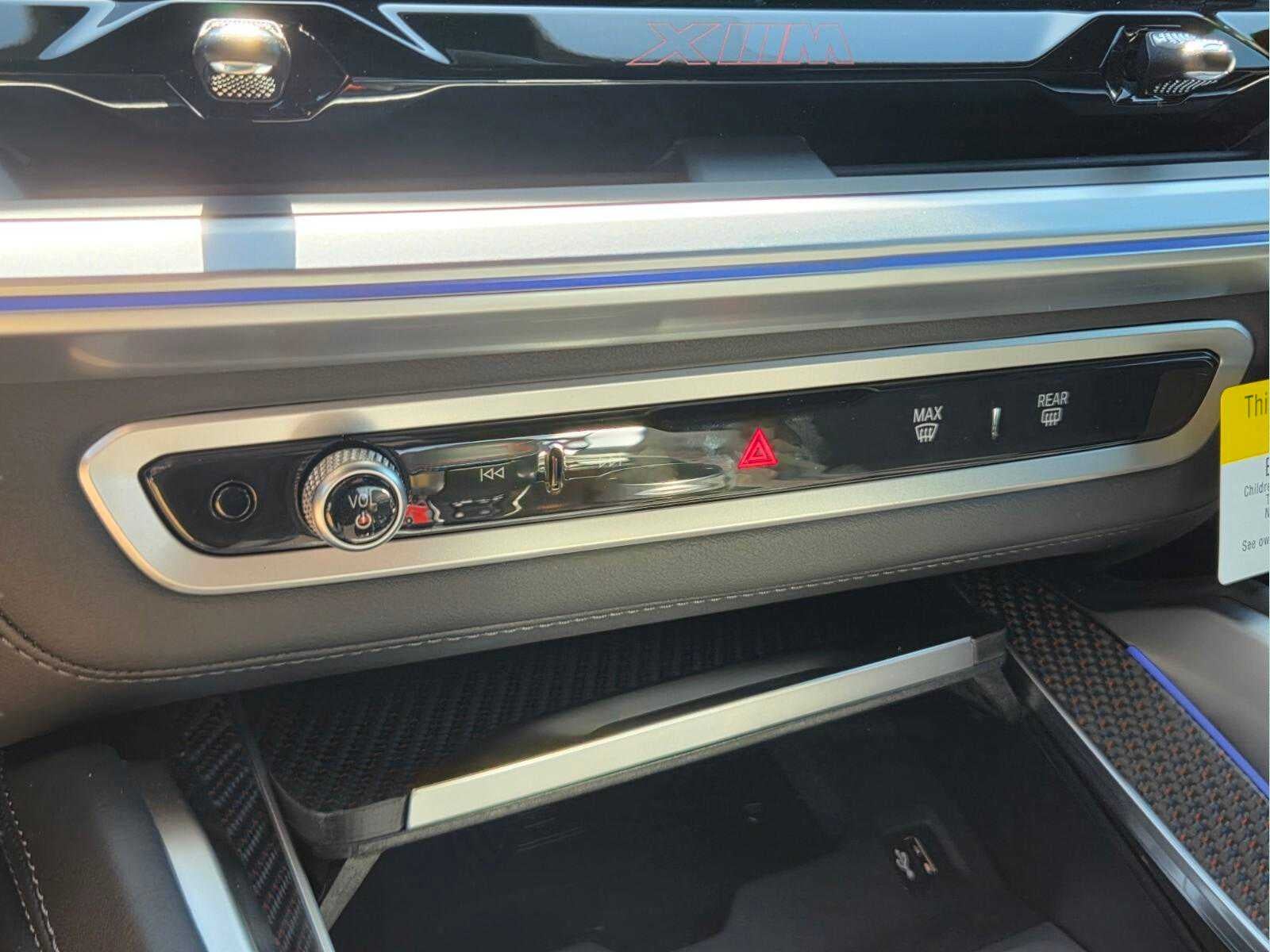 2026 BMW XM Label