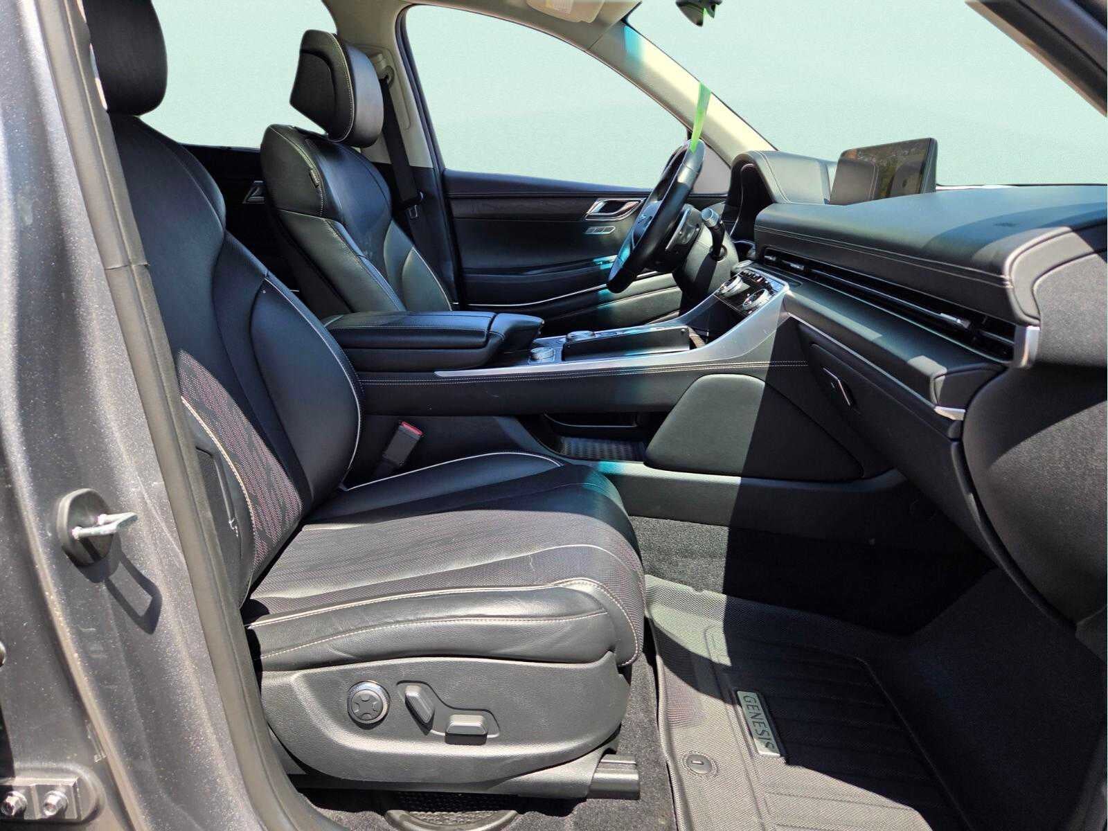 2021 Genesis GV80 Base