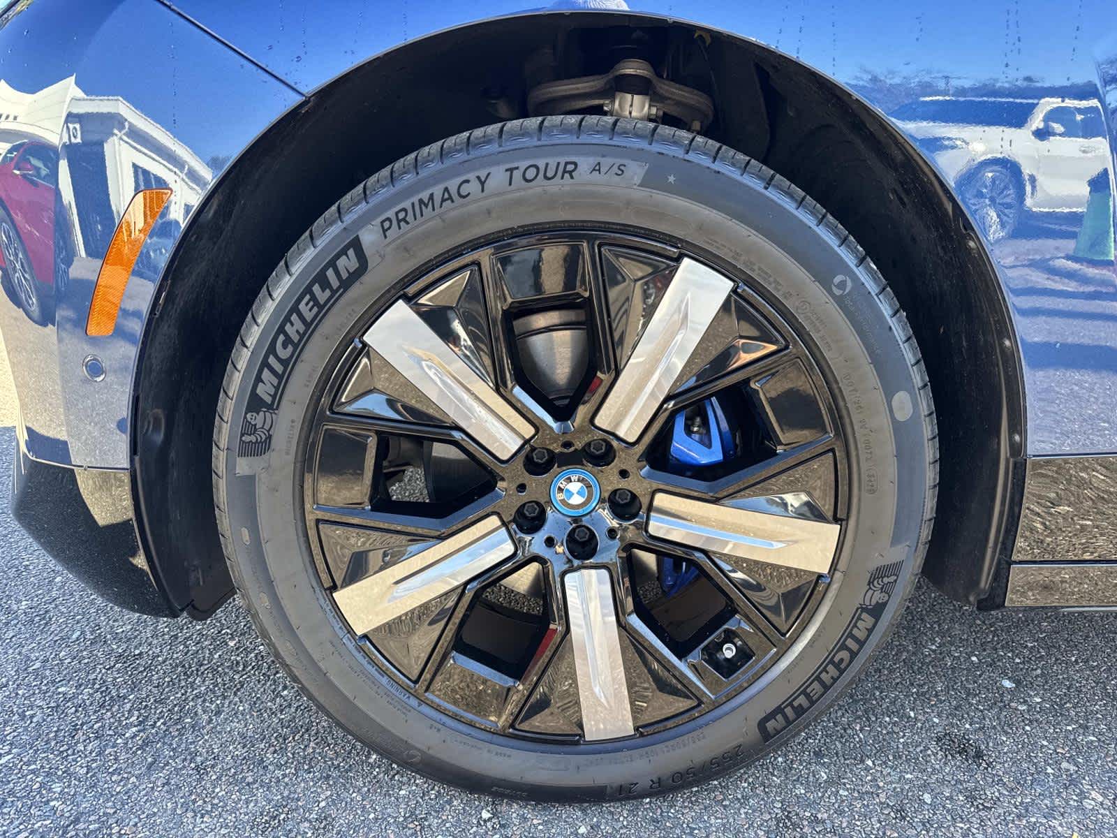 2025 BMW iX xDrive50