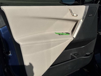 2025 BMW iX xDrive50