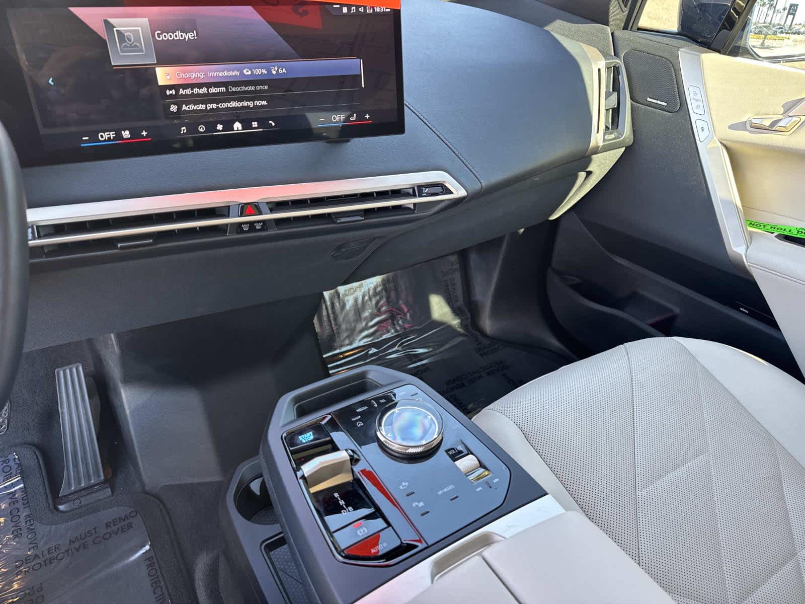 2025 BMW iX xDrive50