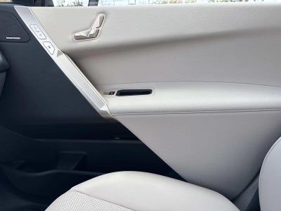 2025 BMW iX xDrive50