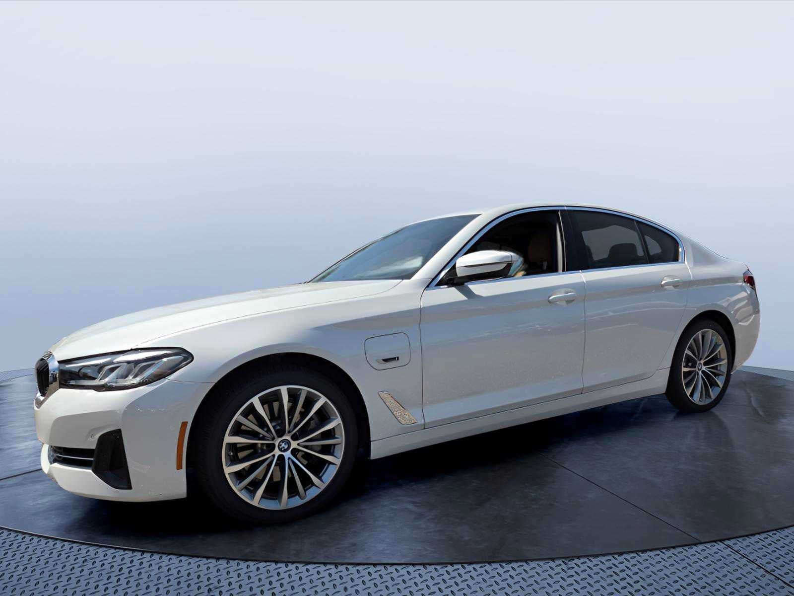 2023 BMW 530e 530e