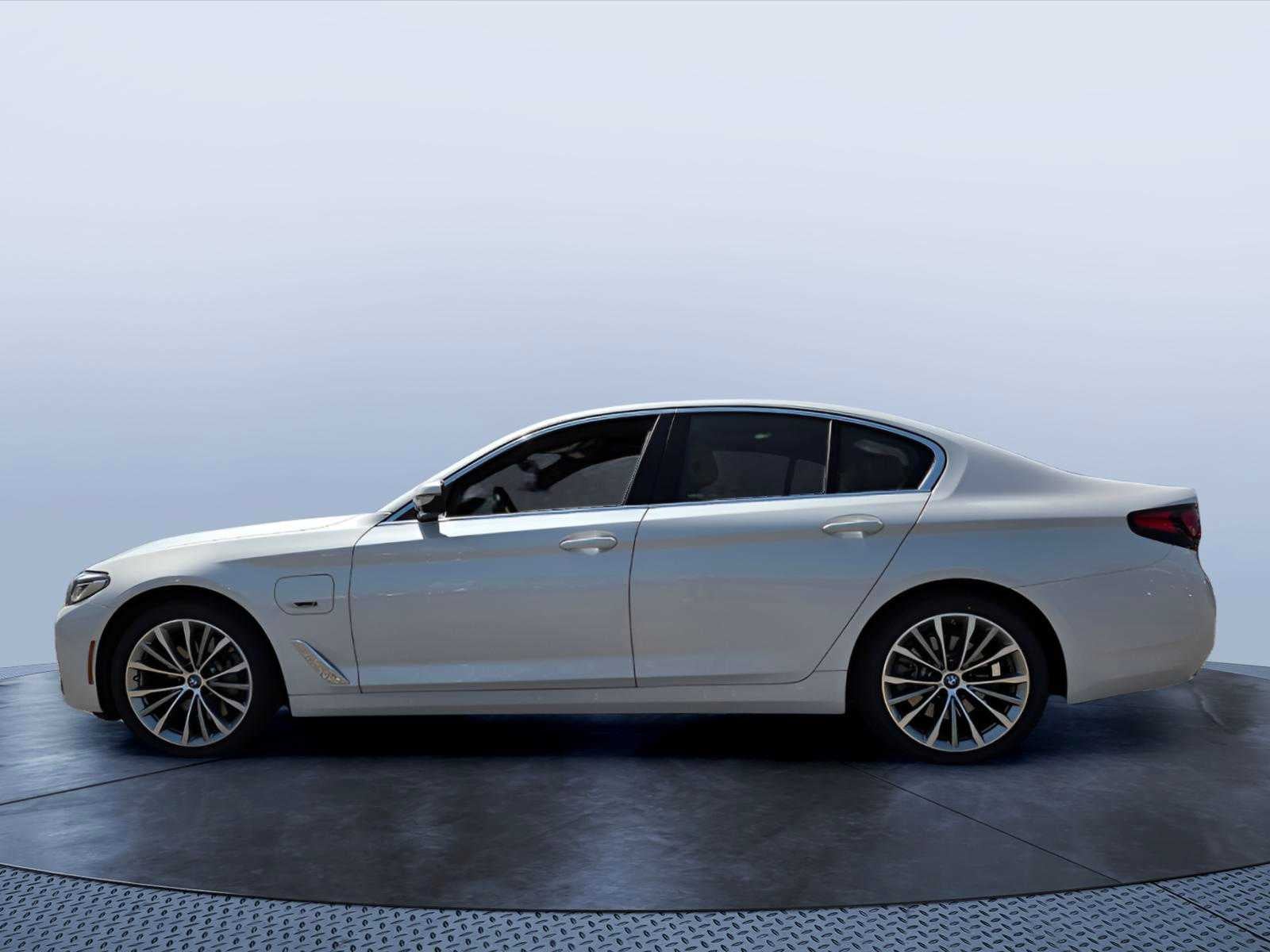 2023 BMW 530e 530e