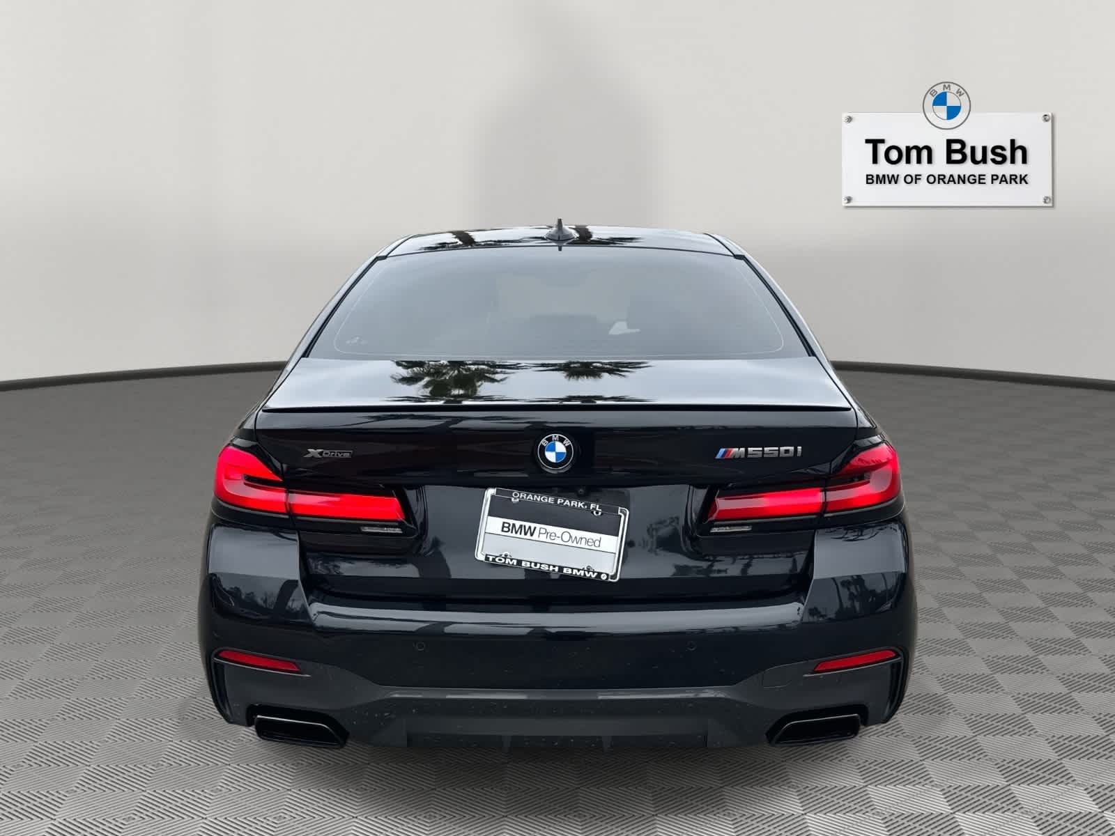 2021 BMW 5 Series M550i xDrive