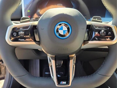 2027 BMW 550e xDrive 550e xDrive