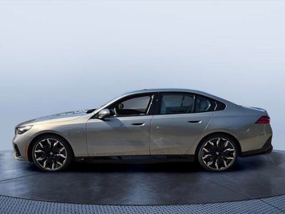 2027 BMW 550e xDrive 550e xDrive