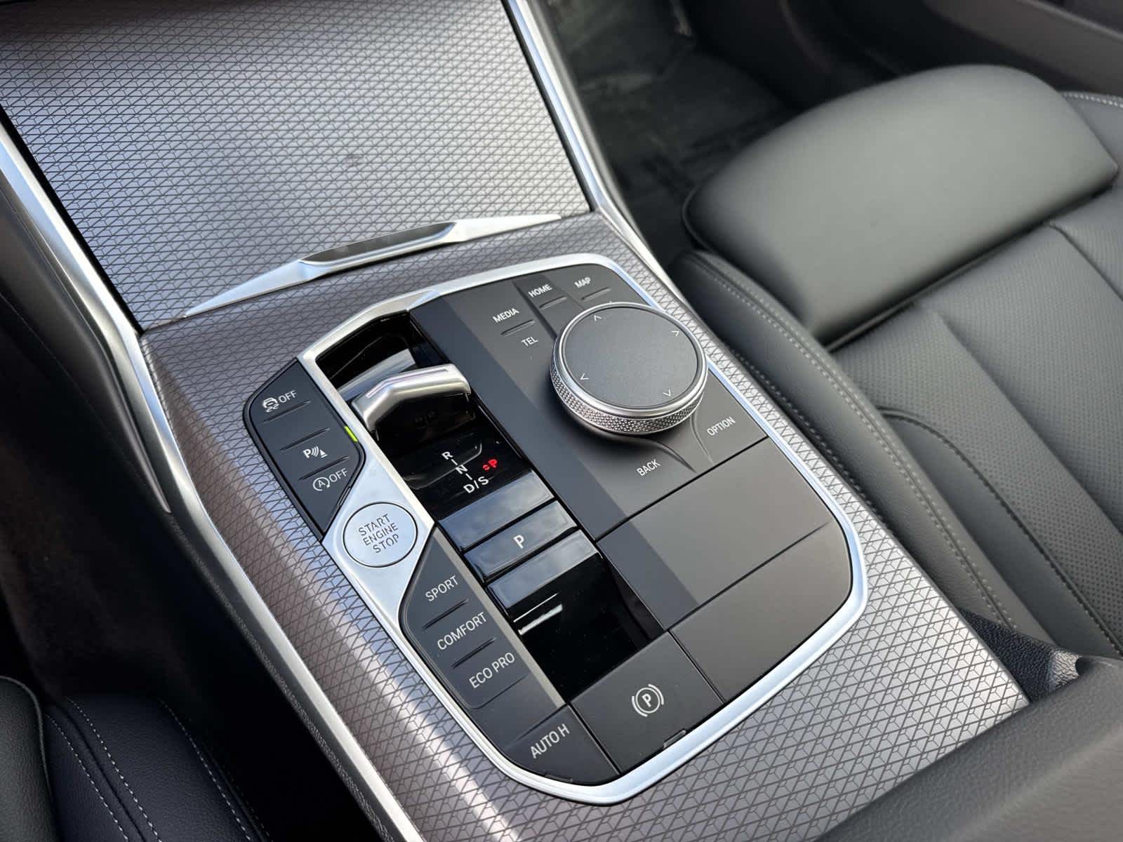 2026 BMW 3 Series 330i