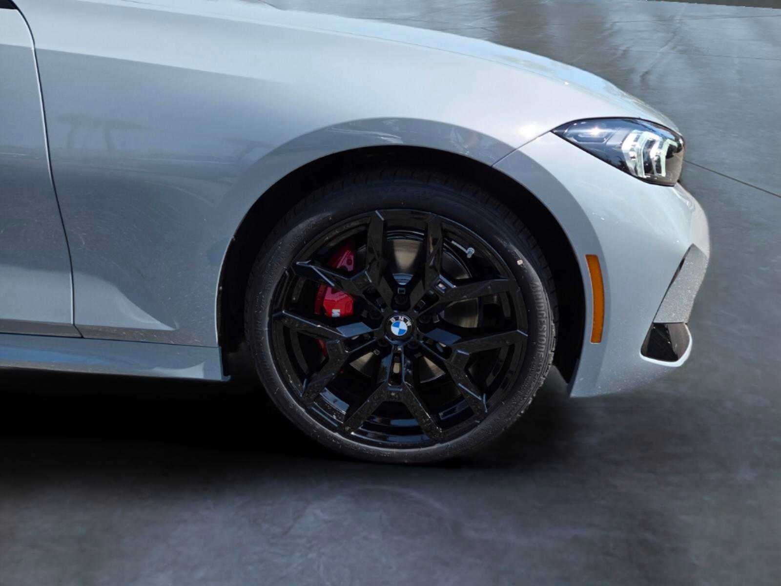 2026 BMW 330i 330i
