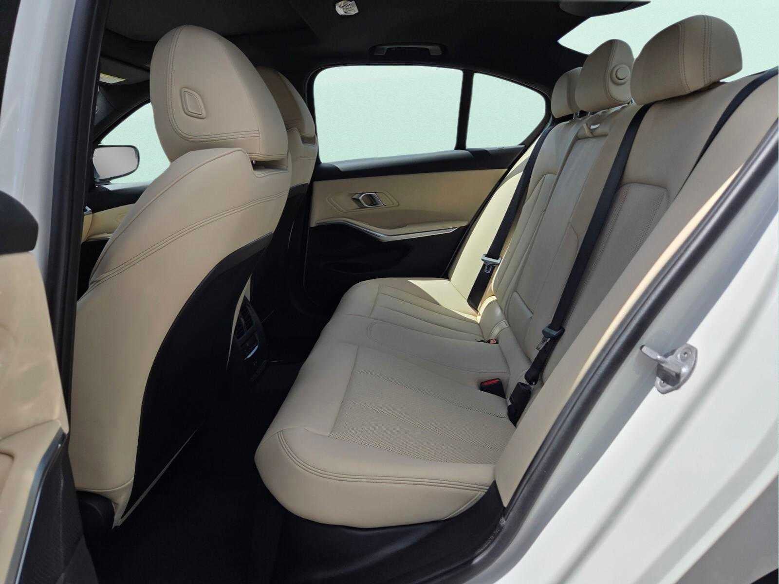 2026 BMW 330i 330i