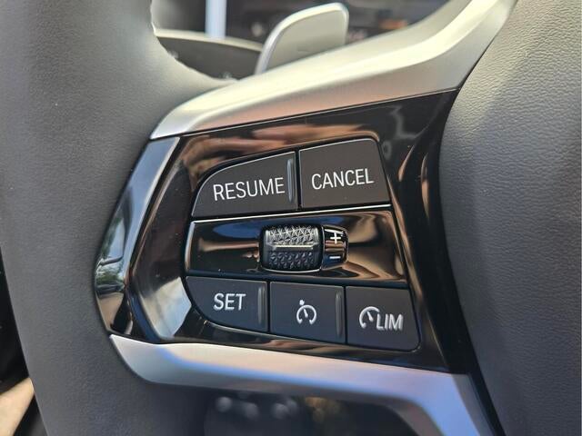 2026 BMW 330i 330i