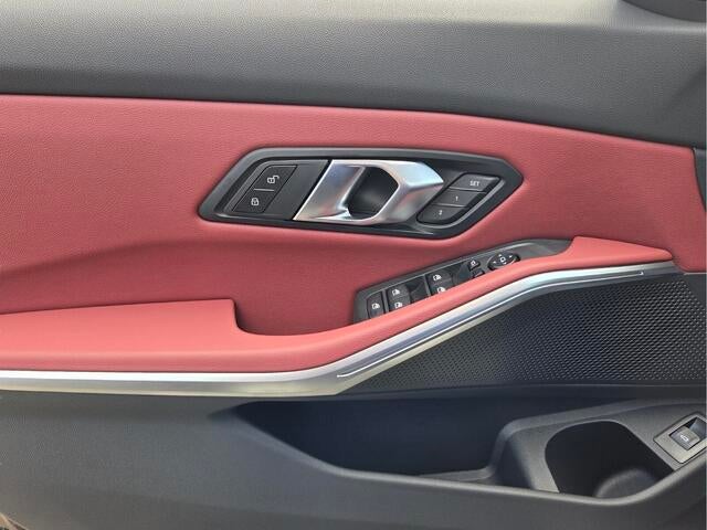 2026 BMW 330i 330i
