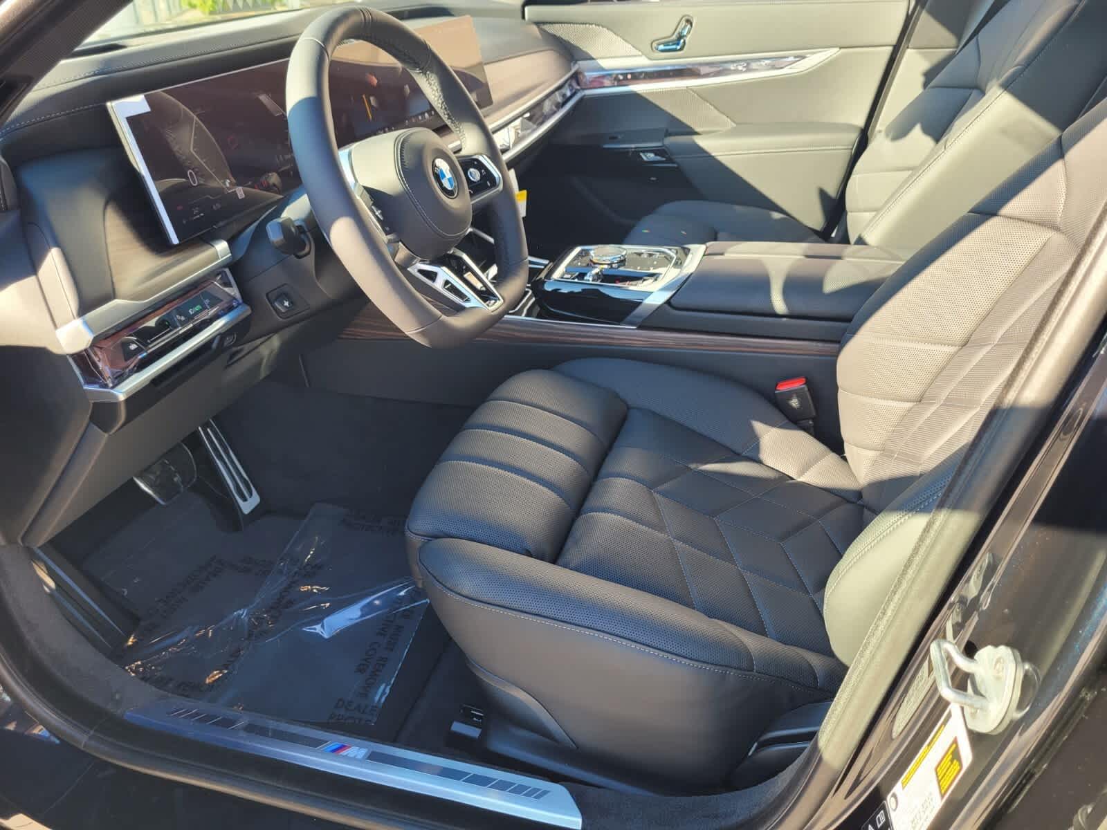 2025 BMW 7 Series 760i xDrive
