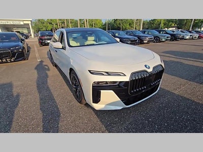 2025 BMW 7 Series 750e xDrive