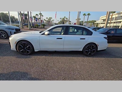 2025 BMW 7 Series 750e xDrive