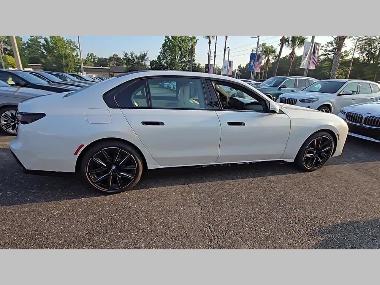 2025 BMW 7 Series 750e xDrive