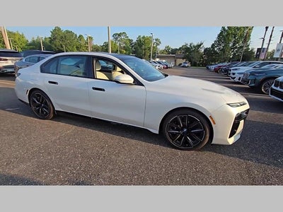 2025 BMW 7 Series 750e xDrive