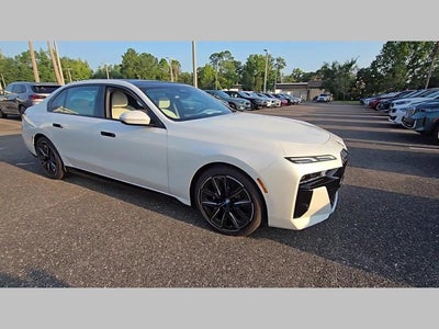 2025 BMW 7 Series 750e xDrive