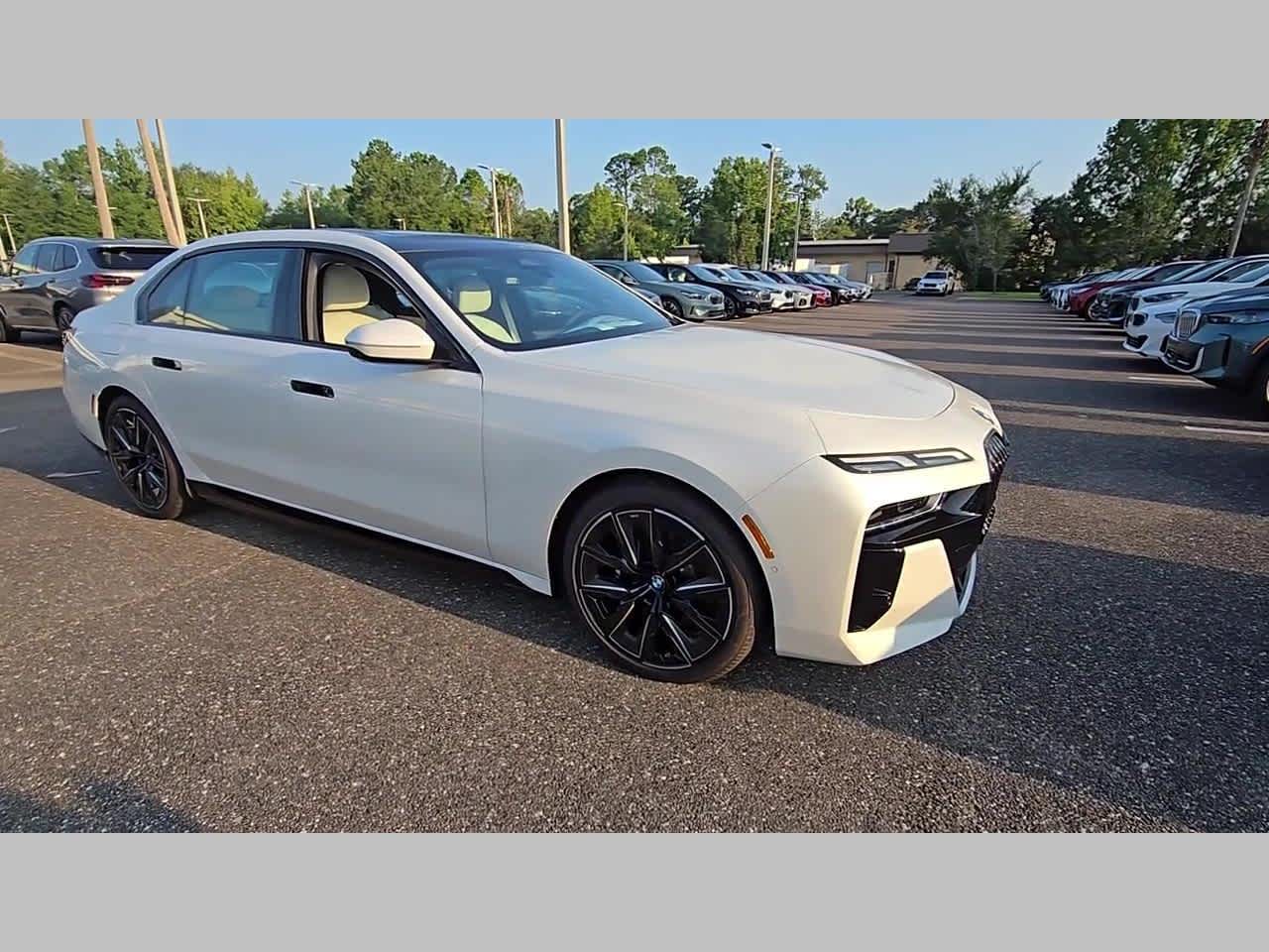 2025 BMW 7 Series 750e xDrive