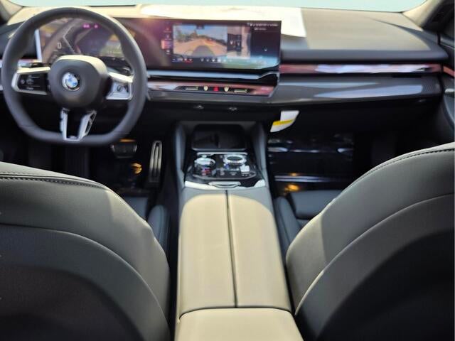 2027 BMW 530i 530i