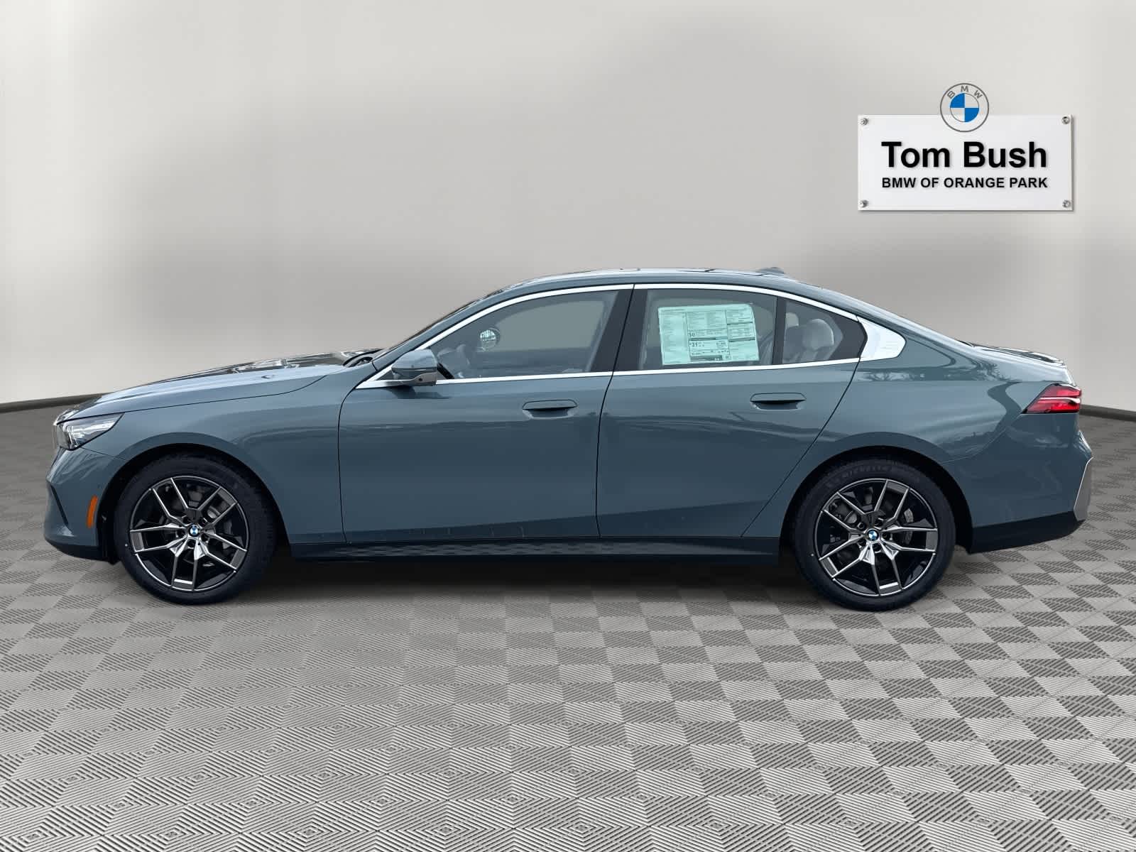 2026 BMW 5 Series 530i