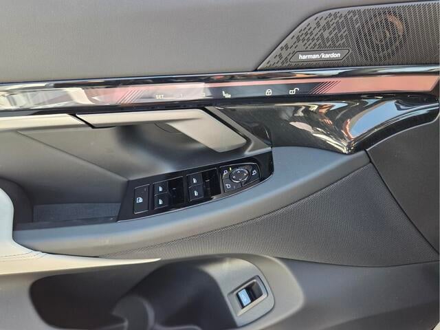 2027 BMW 530i 530i
