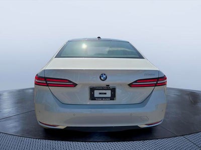 2027 BMW 530i 530i