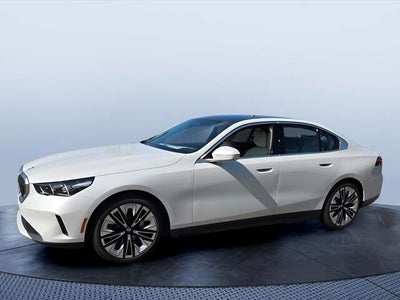2027 BMW 530i 530i