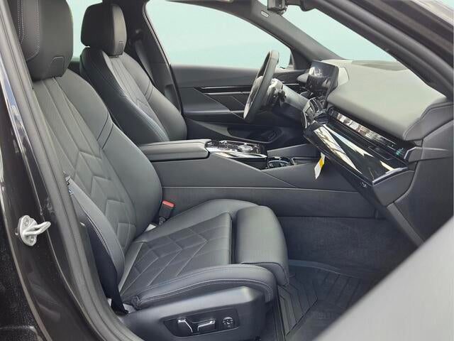 2026 BMW 530i 530i