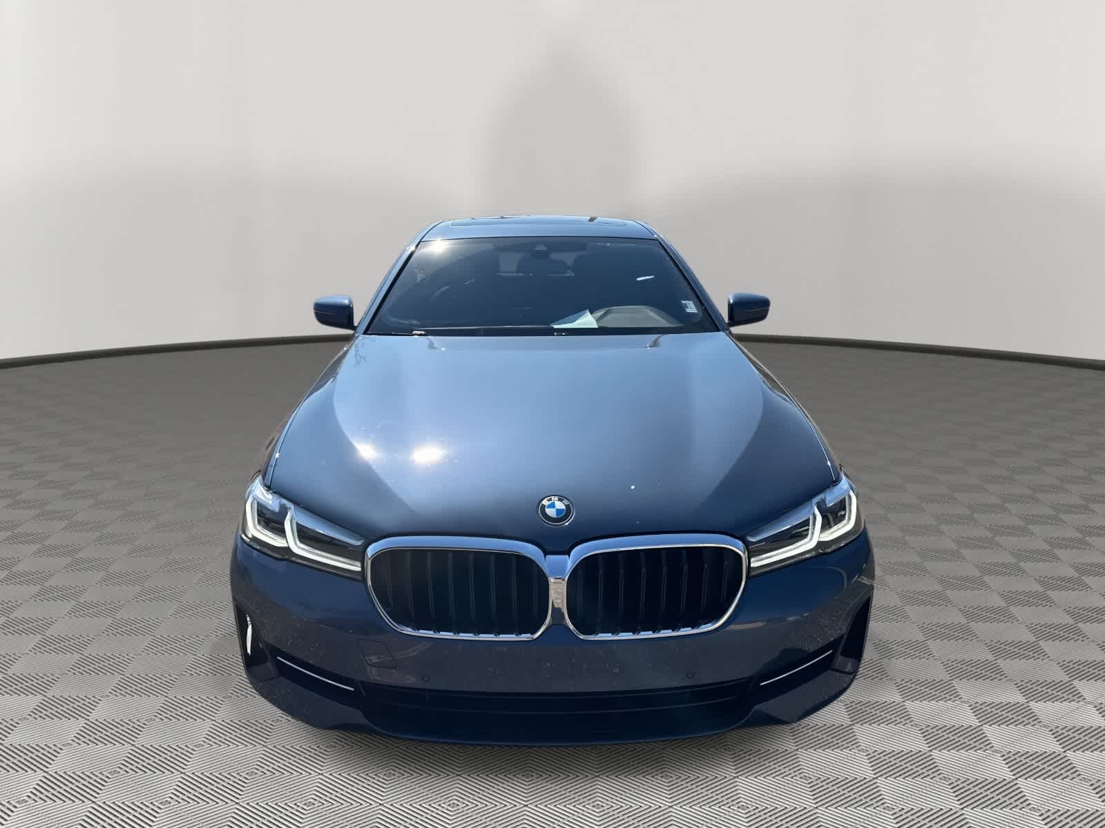 2023 BMW 5 Series 530i