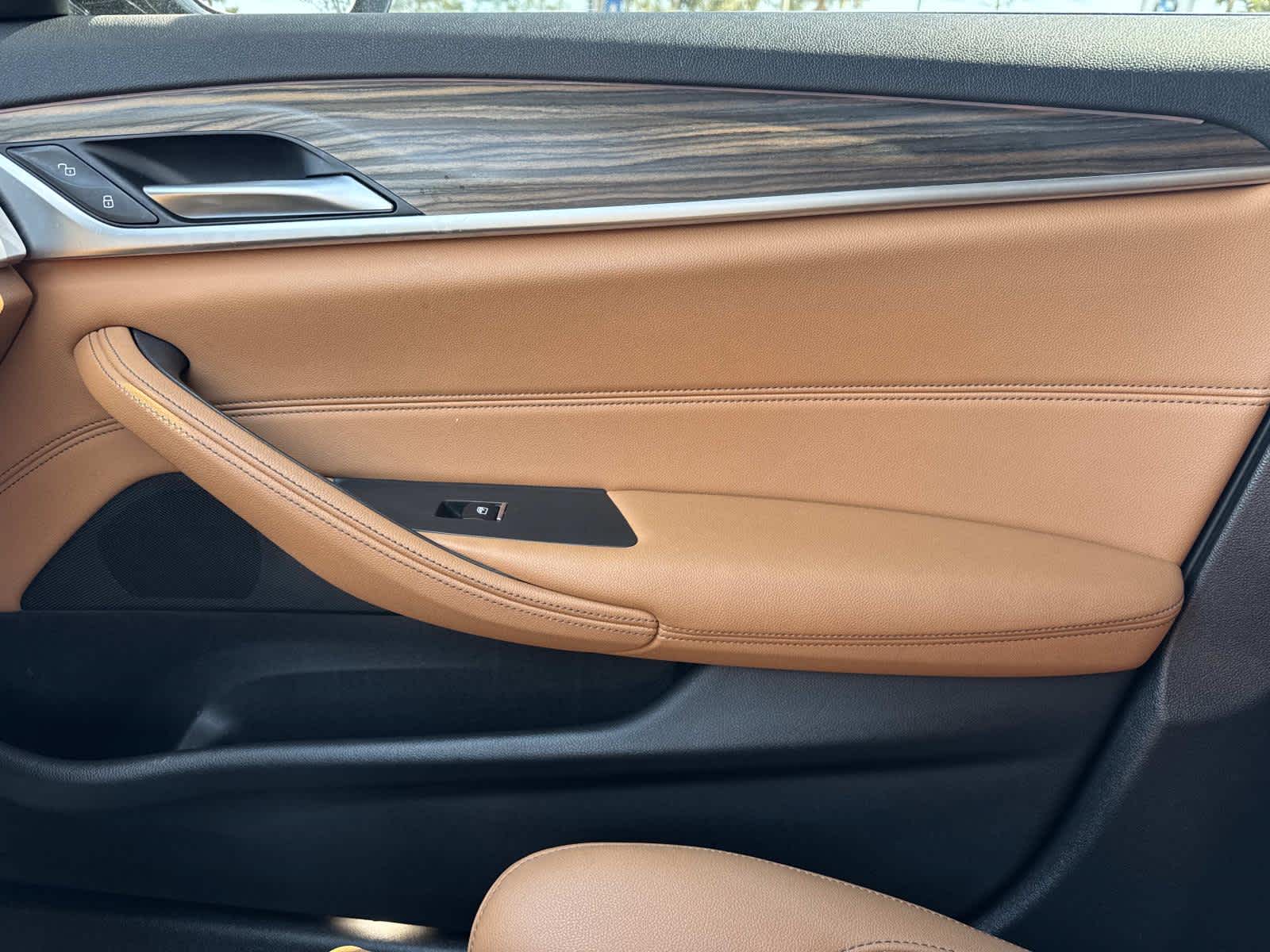 2023 BMW 5 Series 530i