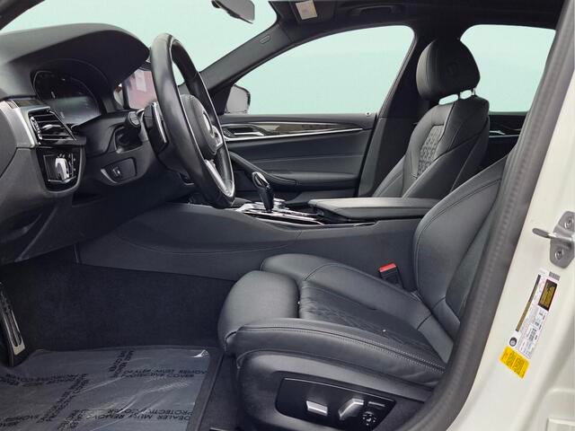 2023 BMW 530i 530i