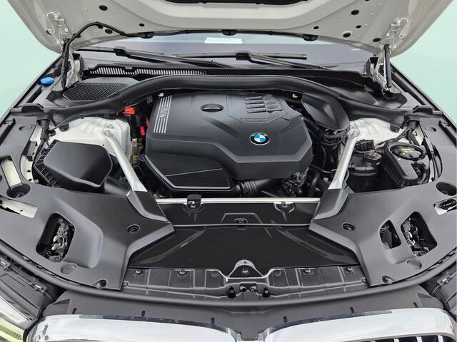 2023 BMW 530i 530i
