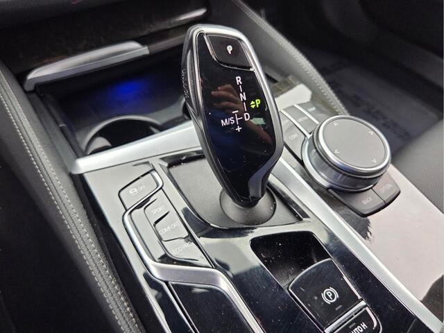2023 BMW 530i 530i