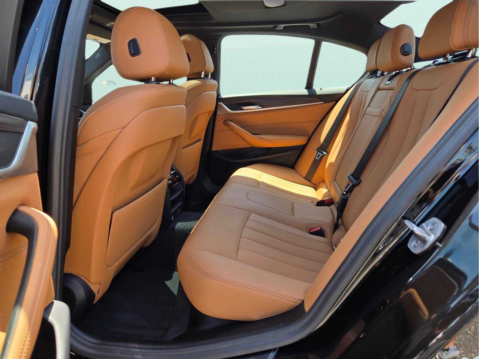 2023 BMW 530i 530i
