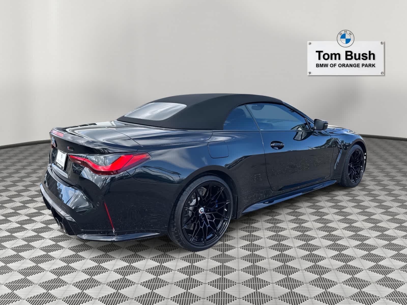 2023 BMW M4 Competition xDrive