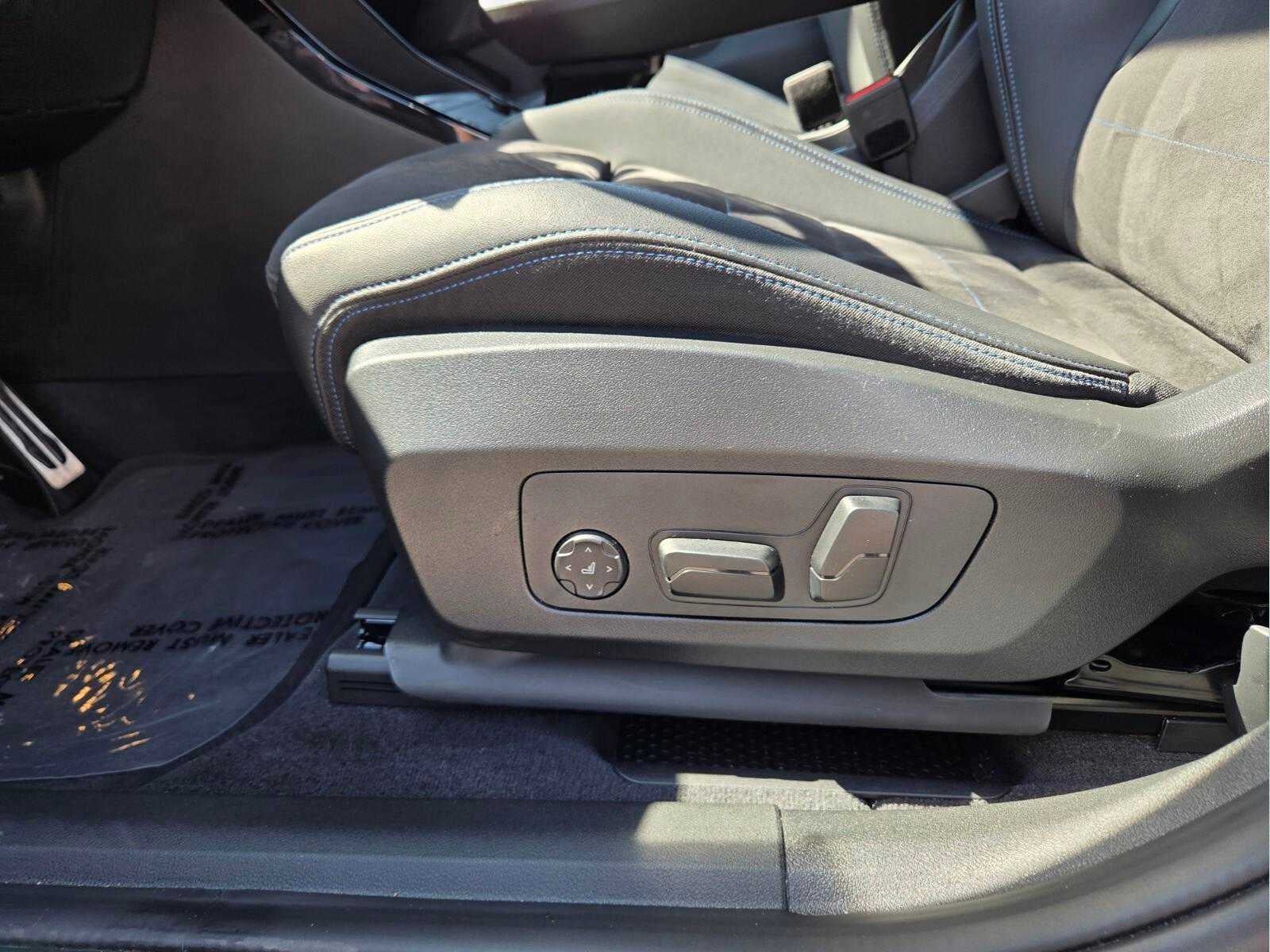 2025 BMW X2 M35i M35i