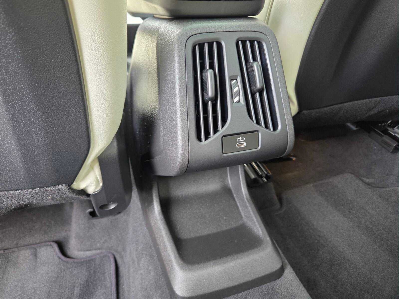 2026 BMW X2 M35i M35i