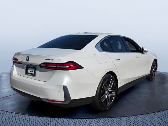2025 BMW i5 xDrive40