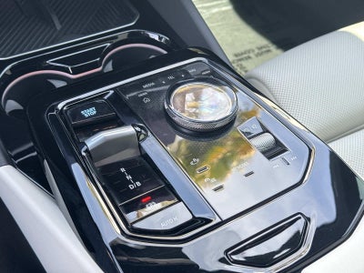 2025 BMW i5 eDrive40