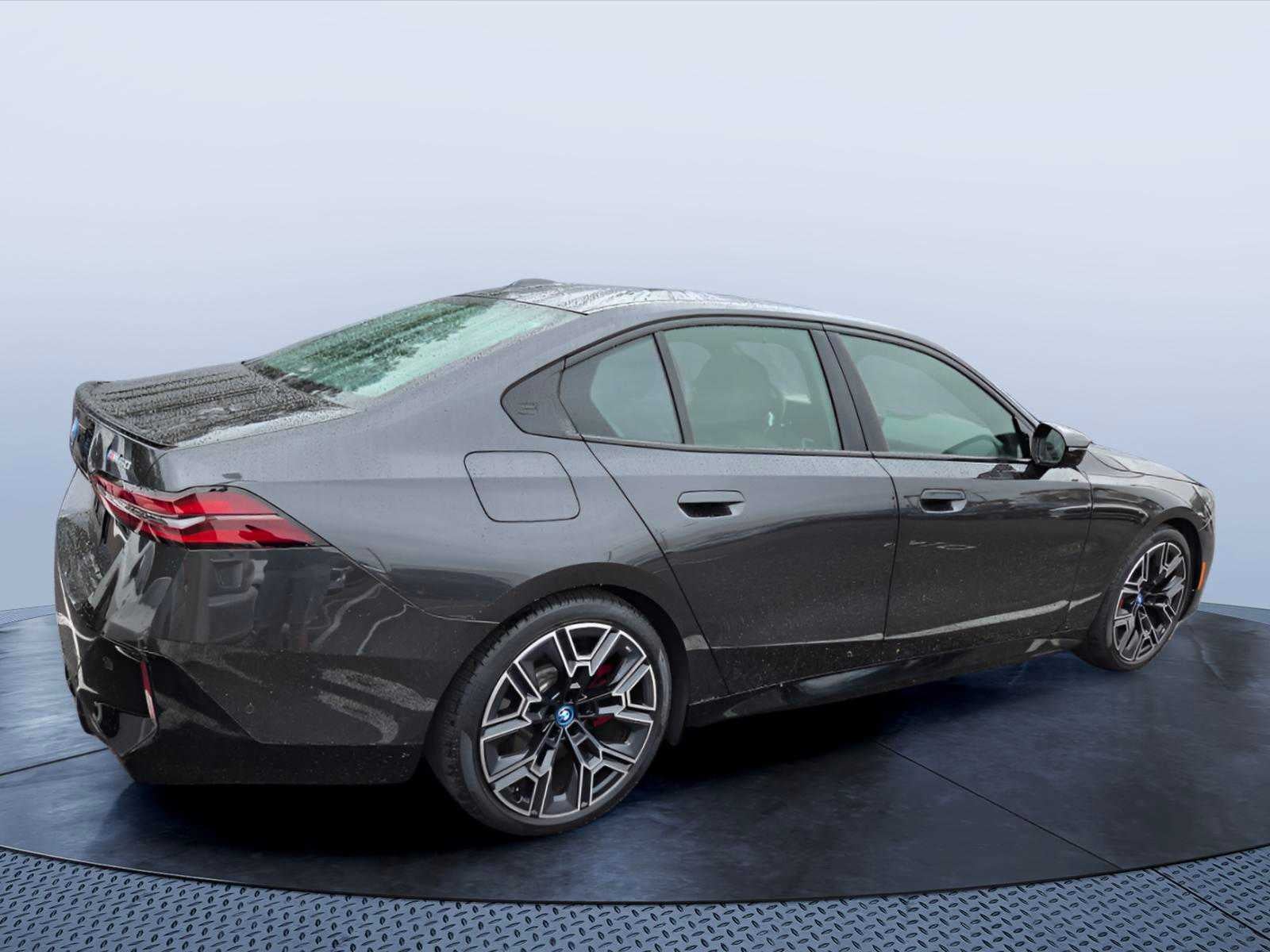 2024 BMW i5 M60