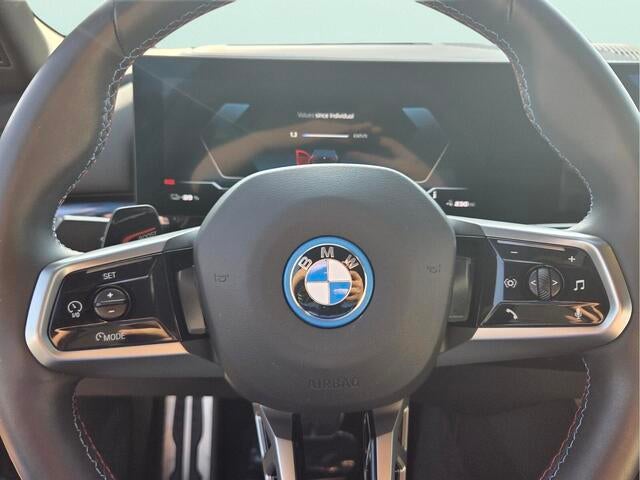 2025 BMW i5 M60